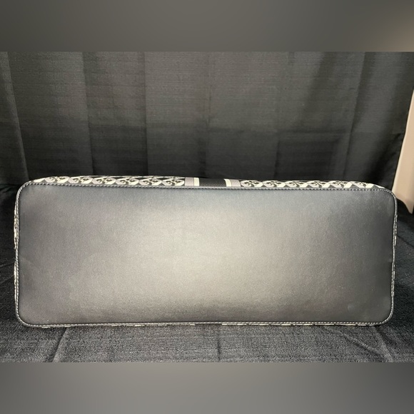 NWT Tory Burch Large Geo Logo Tote - Picture 16 of 16